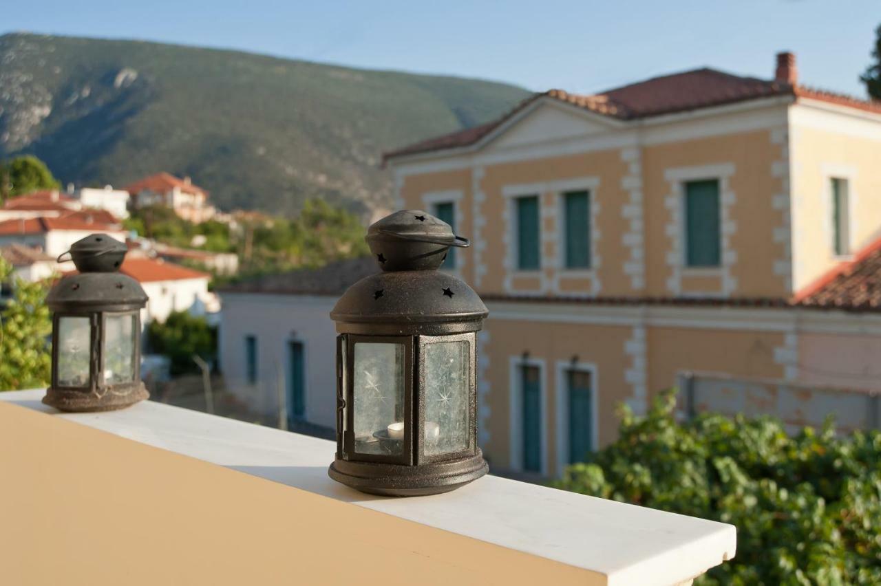 Elia Apartments Chrisso Delfos Exterior foto