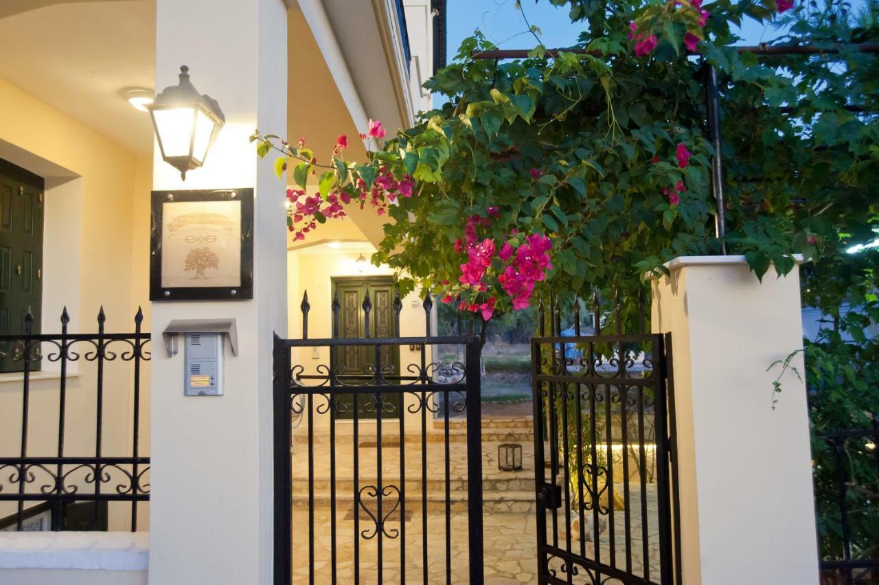 Elia Apartments Chrisso Delfos Exterior foto
